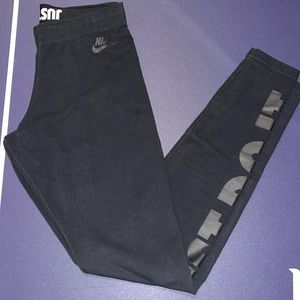 Nike just do it leggings, size small, worn only once, like new condition